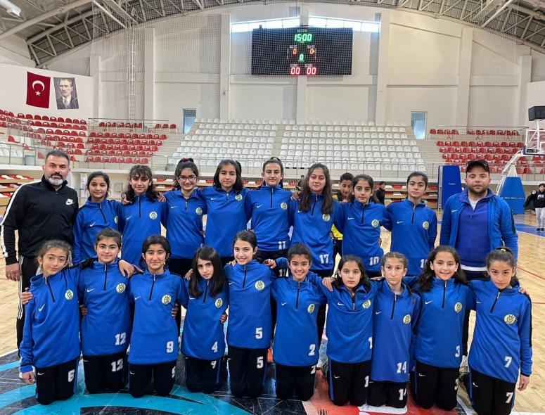Futbolun yıldız kızları Adıyaman yolcusu