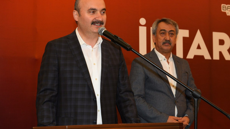 ‘Polislik fedakarlık gerektiren bir meslek’