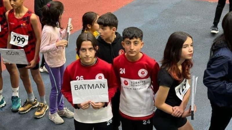 Batmanlı öğrencilerden atletizmde büyük başarı  