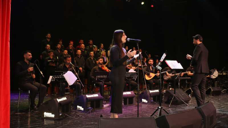 BATMAN’DA ANKARA TÜRKÜLERİ SESLENDİRİLDİ