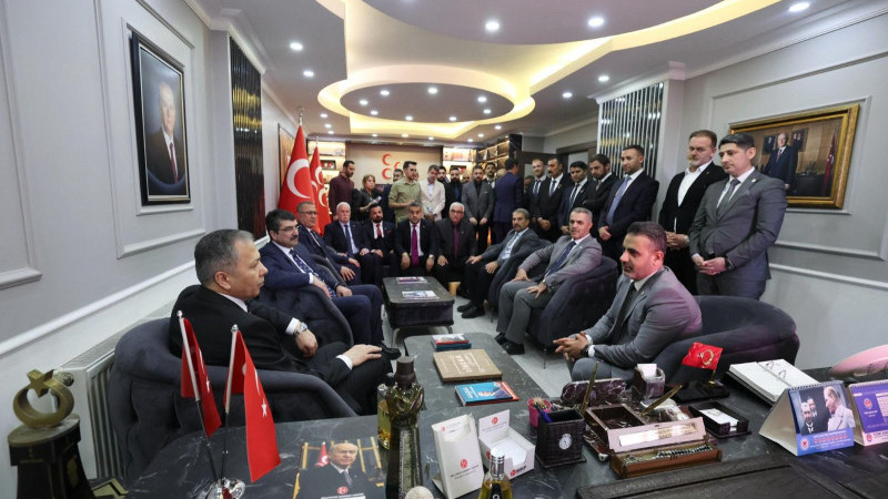 BAKAN YERLİKAYA'DAN MHP'YE ZİYARET