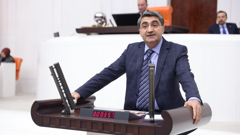 EKMEN; ‘HOLİGANLIĞIN KİMSEYE FAYDASI OLMAZ!’