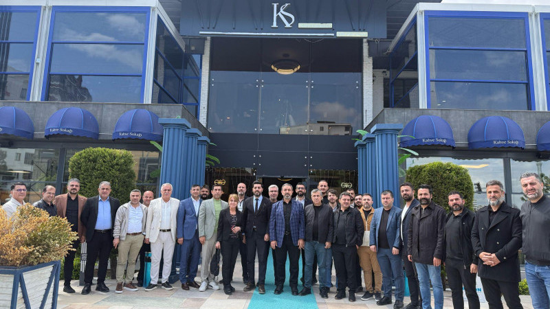 HUKUK VE İŞ DÜNYASI BULUŞTU