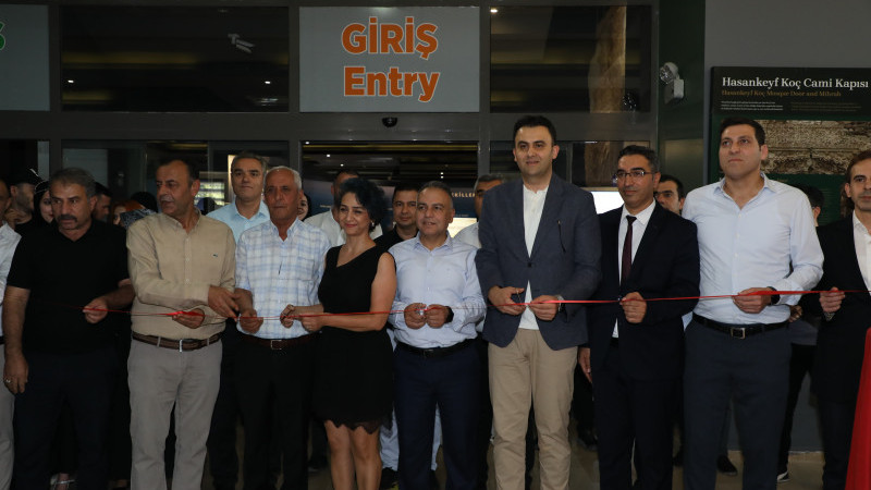 ‘Tarihin Derinliklerinden’ Sergisi ziyarete açıldı