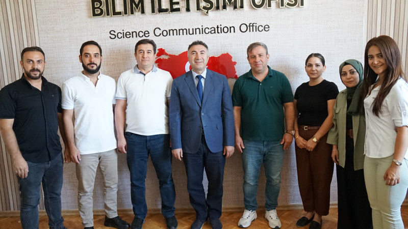 REKTÖR DEMİR’DEN BİLİM İLETİŞİMİ OFİSİ’NE ZİYARET
