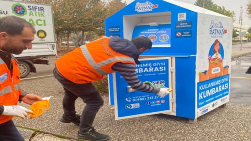 TEKSTİL ATIKLARI EKONOMİYE KAZANDIRILIYOR