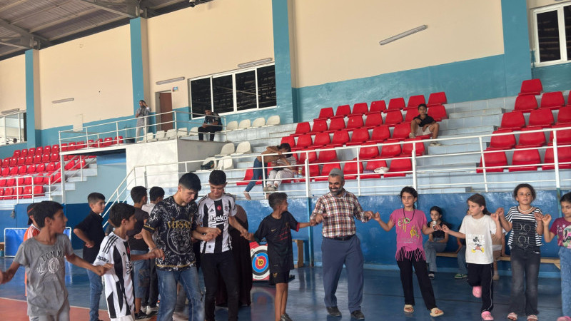 ÖNCE CAMİYE SONRA SPOR SALONUNA