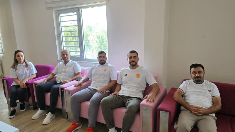 PETROLSPOR’DA SEZON DEĞERLENDİRMESİ YAPILDI