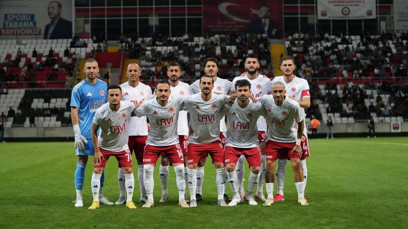 DÖRT DÖRTLÜK LİDER 0-4