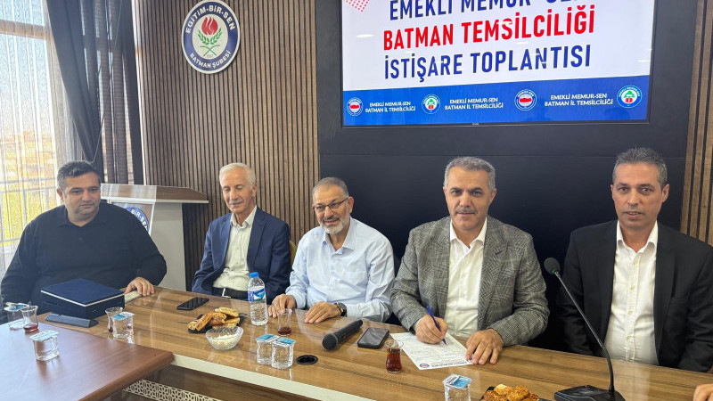 BAŞKAN ŞANSİ, EMEKLİ MEMUR-SEN AİLESİNE KATILDI