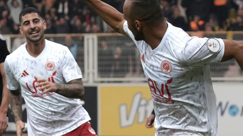 MERT ÖRNEK ŞOV! PETROLSPOR LİDERLİĞİ BIRAKMIYOR 2-1