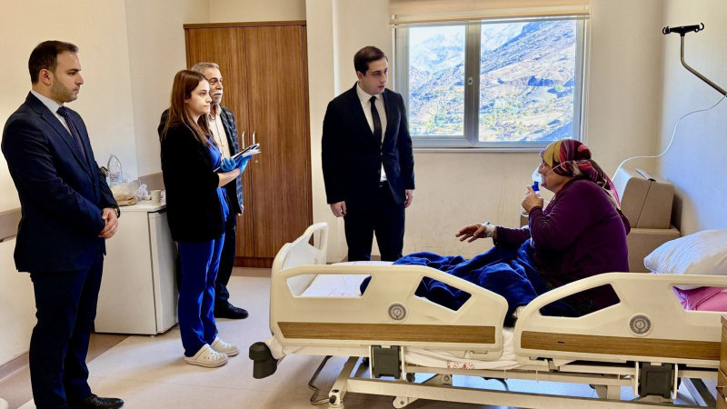 Kaymakam Başar’dan hastalara geçmiş olsun ziyareti