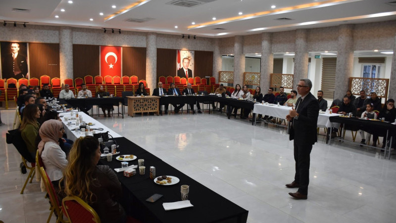 “İlham veren öğretmenler” deneyim paylaşım toplantısı yapıldı