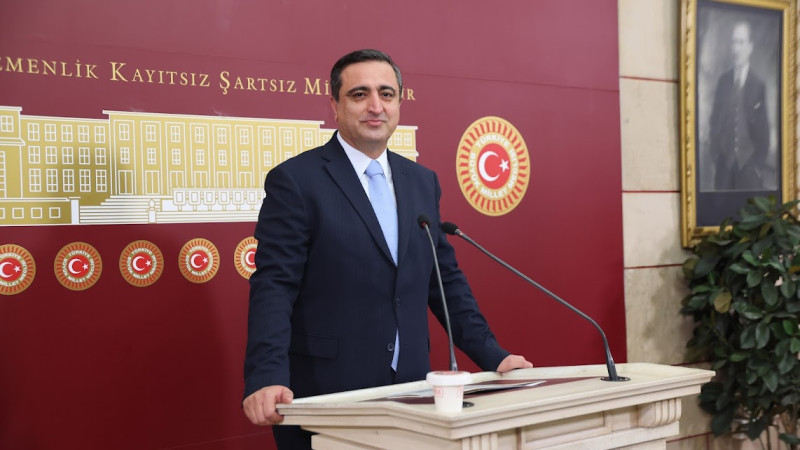 RAMANLI’DAN EĞİTİM VE ADALET ELEŞTİRİSİ