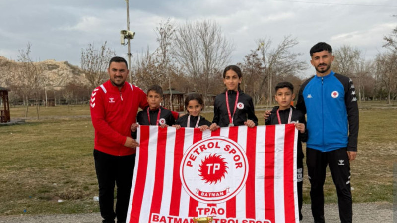 Petrolspor’lu Minik Atletler Türkiye Finaline Yükseldi