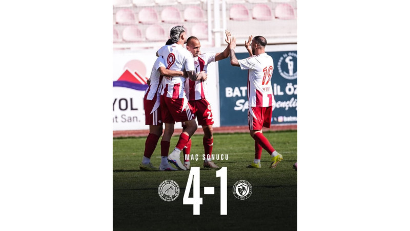 ŞAMPİYONLUK İNADI : PETROLSPOR CEZAYA TAKILMADI 4-1