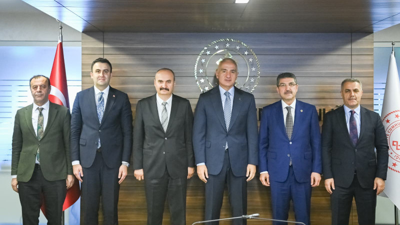 NASIROĞLU, ''TURİZM EKONOMİYE CAN KATACAK''