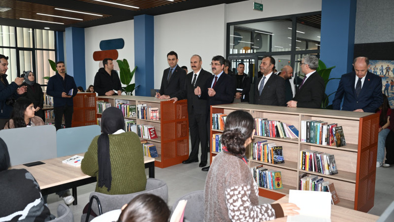 KÜTÜPHANELERDE BAŞARI ARTIYOR