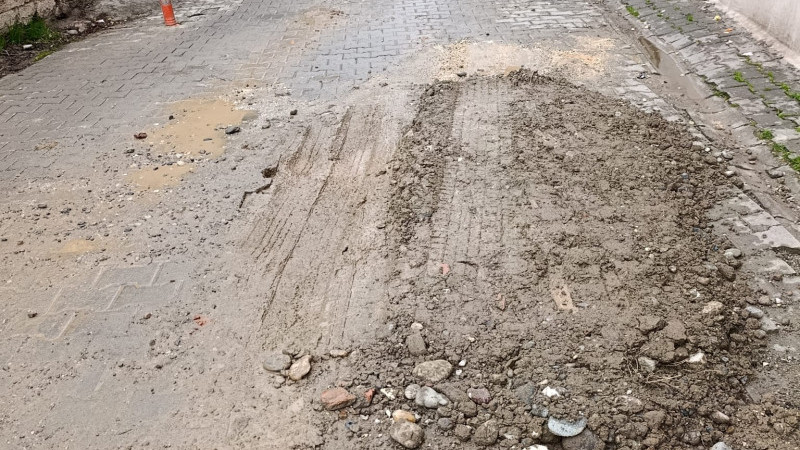 VATANDAŞ DOLGULARDAN TEPKİLİ