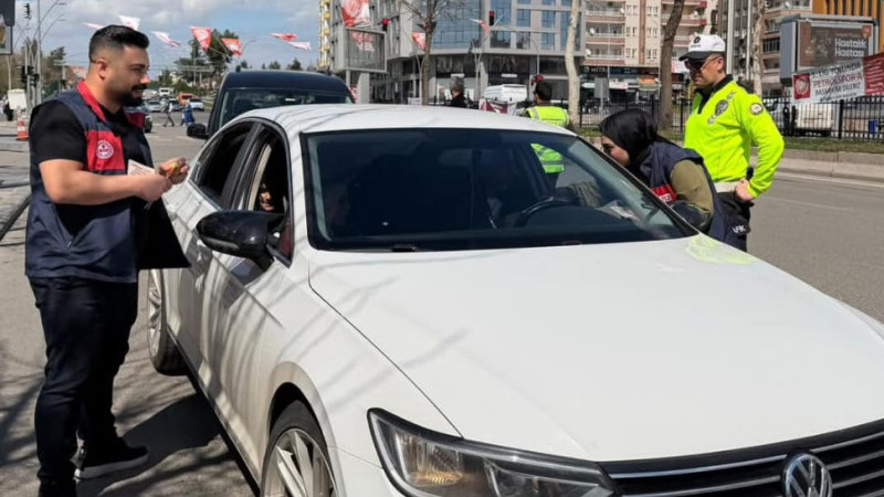 112 BİLİNCİ İÇİN SAHADA FARKINDALIK ÇALIŞMASI