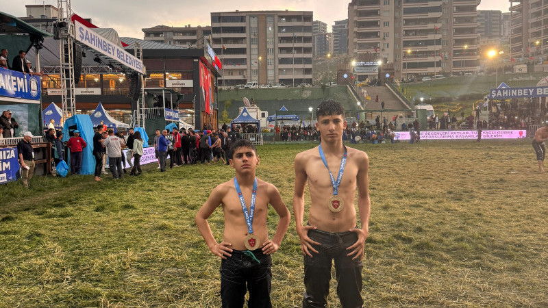 GAZİANTEP’TE ALTIN GÜN : PETROLSPOR ZİRVEDE