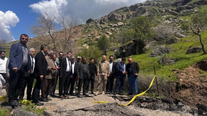 KÖY YOLLARI İÇİN YOĞUN ÇALIŞMA