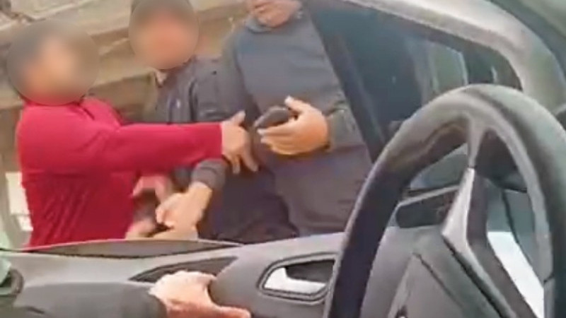 KAÇAK ELEKTRİK EKİPLERİNE SALDIRI