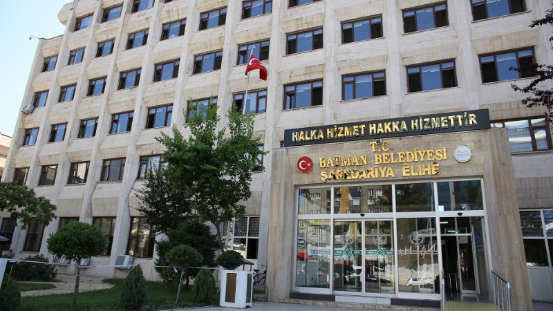 İŞÇİLERİN İKRAMİYESİ YATIRILDI