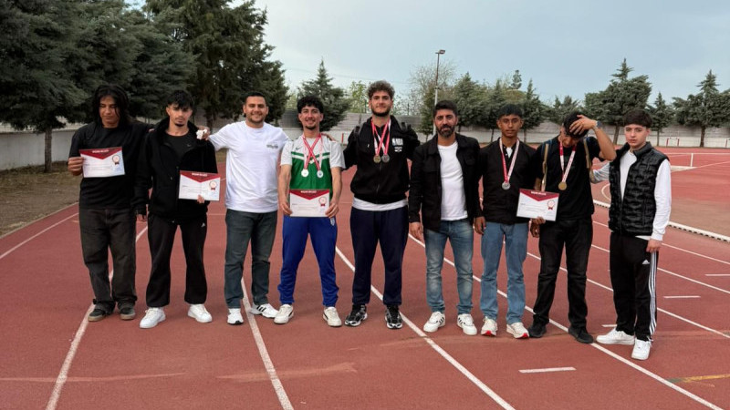 BOĞAZİÇİ KOLEJİ SPORCULARI DİYARBAKIR’DA ZİRVEYE ÇIKTI