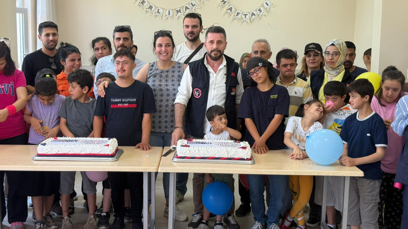 ÖZEL ÇOCUKLARA BİR KALP BİN UMUT DOKUNUŞU
