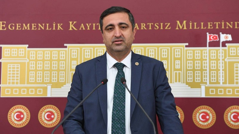 RAMANLI’DAN BAKAN TEKİN’E ‘ANADİLDE EĞİTİM’ SORULARI