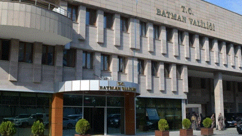 BATMAN’DA VALİ YARDIMCILARI VE KAYMAKAMLAR DEĞİŞTİ