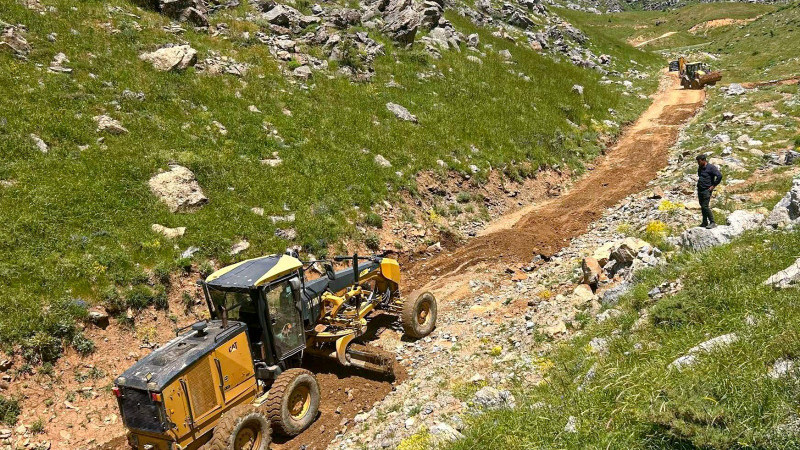 ÖZEL İDAREDEN YOL SEFERBERLİĞİ