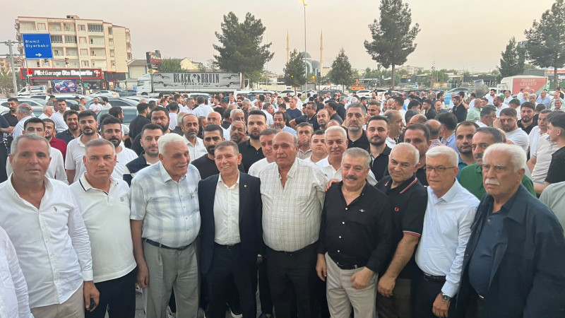 BATSO’DA SEÇİM ÖNCESİ GÖVDE GÖSTERİSİ : “YENİLİĞİ GETİRDİK, DÖNÜŞÜMÜ YAPTIK”