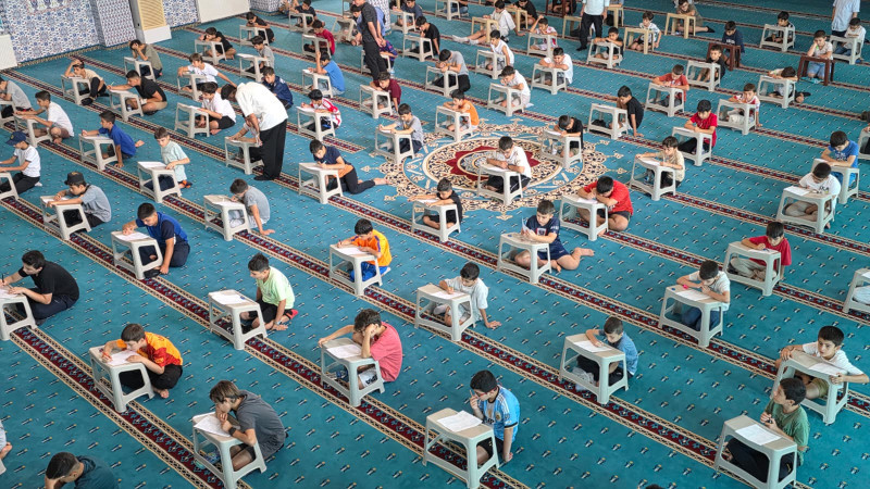 KUR'AN KURSLARINDA BİLGİ YARIŞMASI