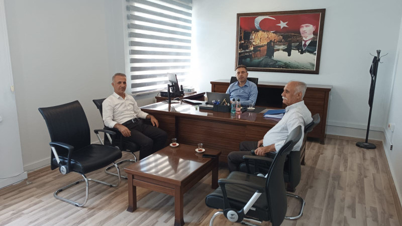 ESNAF BİRLİĞİ'NDEN VERGİ DAİRESİNE ZİYARET