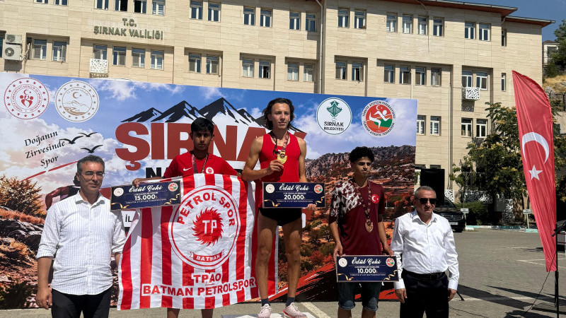 PETROLSPOR'DAN 4 KUPA, 2 MADALYA