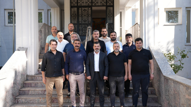 FERDİ KURT'TAN PETROL-İŞ'E ZİYARET