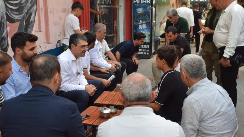 NASIROĞLU VE ŞANSİ ESNAFLA BULUŞTU