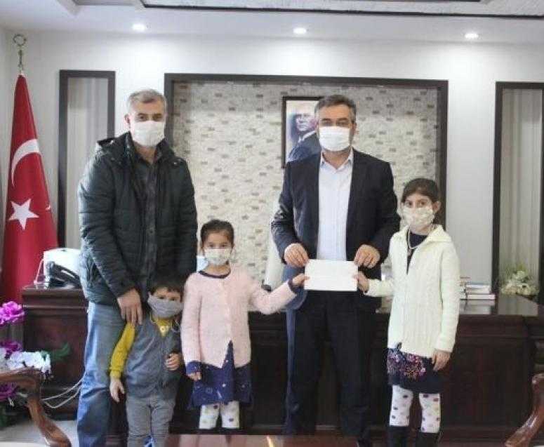 HARÇLIKLARINI BAĞIŞLADILAR