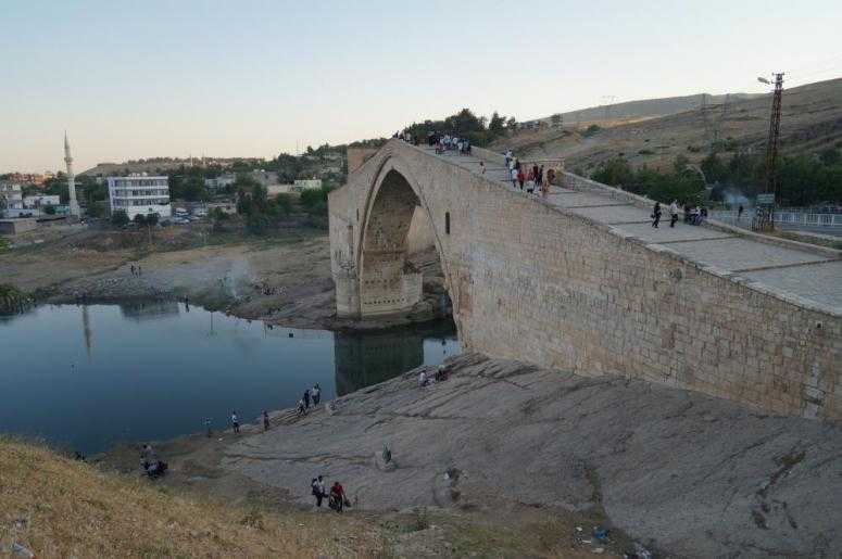 Malabadi Köprüsüne akın ettiler