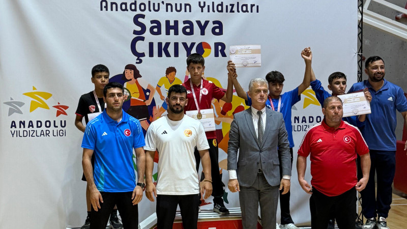 Batmanlı Genç Atletler Türkiye’ye Damga Vurdu!