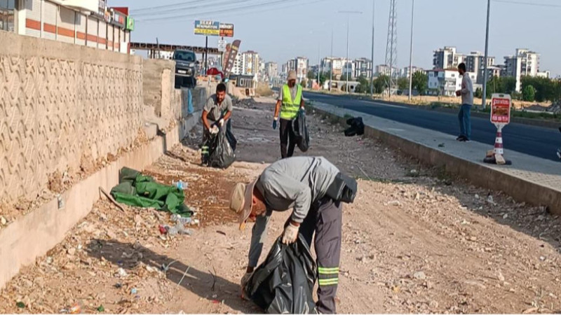 42 KİLOMETRELİK GÜZERGAHTA TEMİZLİK ÇALIŞMASI