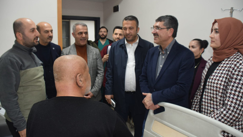 NASIROĞLU’NDAN RAMAZAN’DA HASTA ZİYARETİ