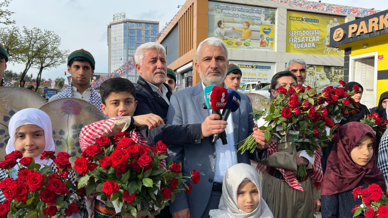 BATMAN’DA GÜLLERLE MEVLİD-İ NEBİ DAVETİ