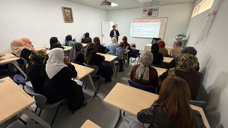 BAYINDIR ADEM’DE BAĞIMLILIKLA MÜCADELE EĞİTİMİ DÜZENLENDİ